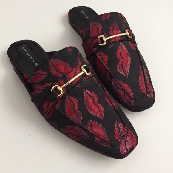 Steven By Steve Madden Shoes - Lip Pattern Slide On Loafers Steven By Steve Madden Shoes - Lip Pattern Slide On Loafers